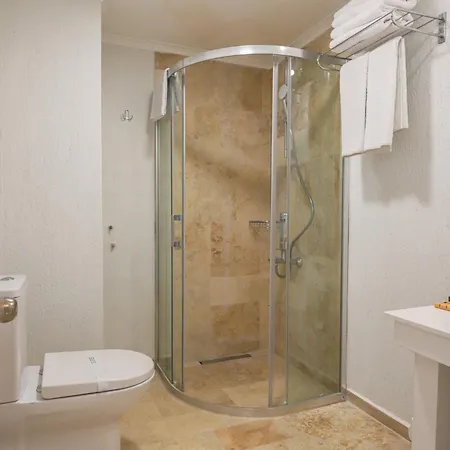 Mavi Cam Ayvalik Hotel *