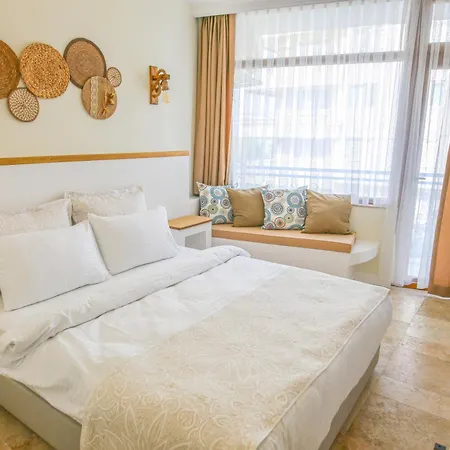 Mavi Cam Ayvalik Hotel Sefacamlik