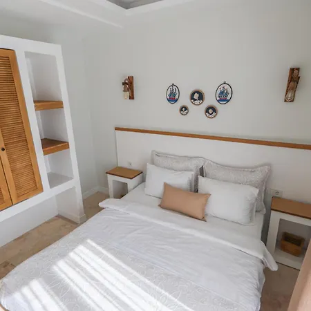 Mavi Cam Ayvalik Hotel