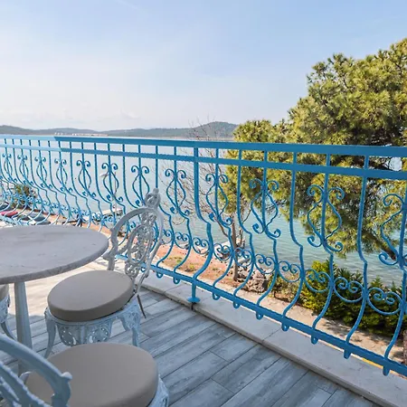 Hotel Mavi Cam Ayvalik *