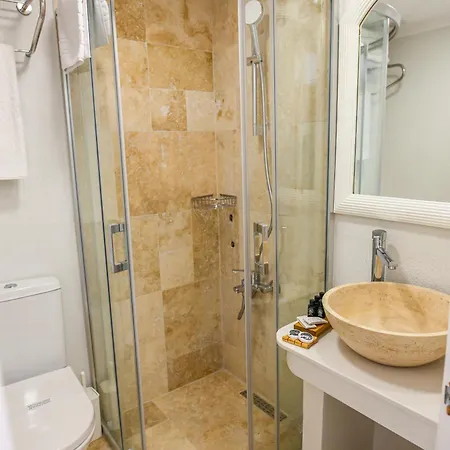 Mavi Cam Ayvalik Hotel Sefacamlik